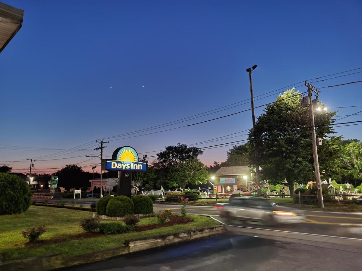 Days Inn By Wyndham - Cape Cod West Yarmouth Exterior foto